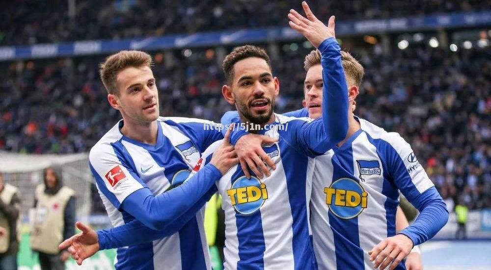 汉堡队员表现出色，帮助球队获胜